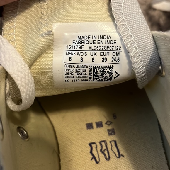 Light grey converse - Picture 6 of 9